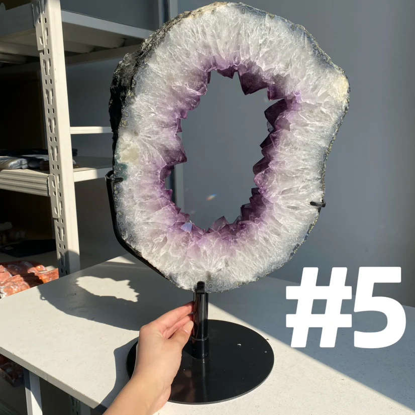 Thumbnail 9